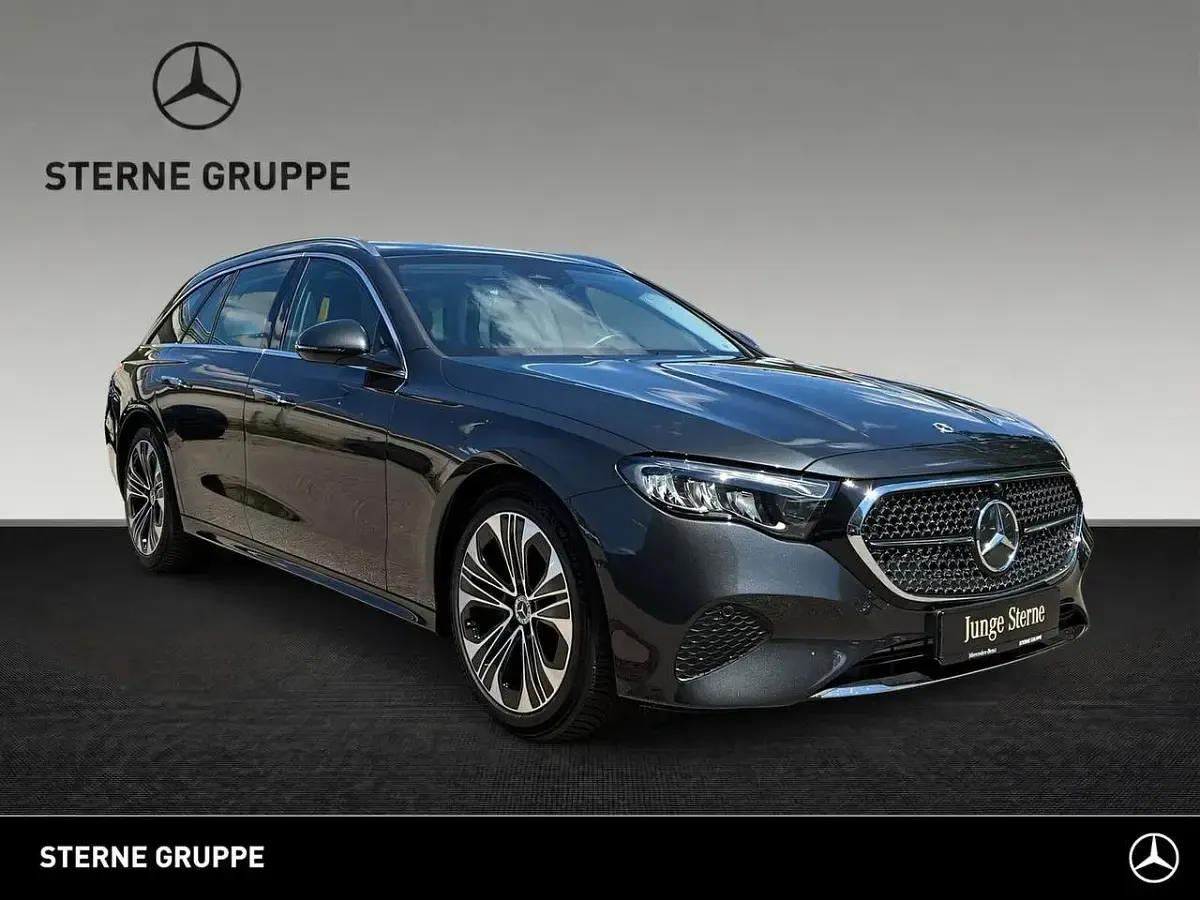 Gebraucht Mercedes E200 Avantgarde 204 PS (150 kW) 2024 Lack graphitgrau Kombi
