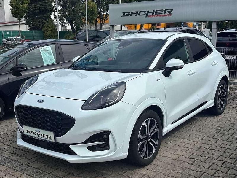 Frost weiß Gebraucht 2022 Ford Puma Gen-E ST-Line Kleinwagen | 16.950 € - Bild 1/4