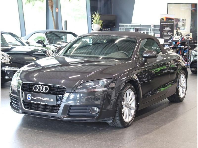 Grau Gebraucht 2011 Audi TT Roadster Comfort Cabrio | 11.990 € (Fairer Preis) - Bild 1/4