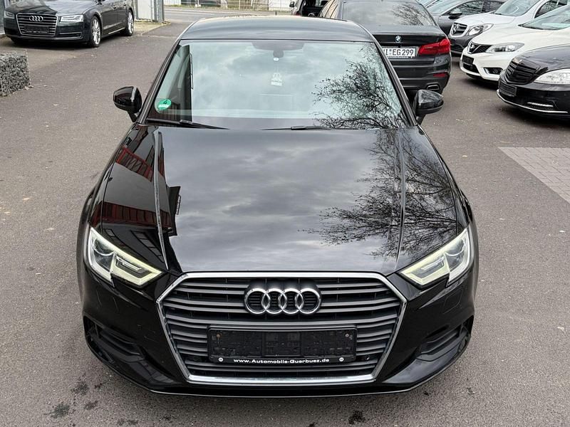 Gebraucht Audi A3 Basis 116 PS (85 kW) 2019 Schwarz Limousine