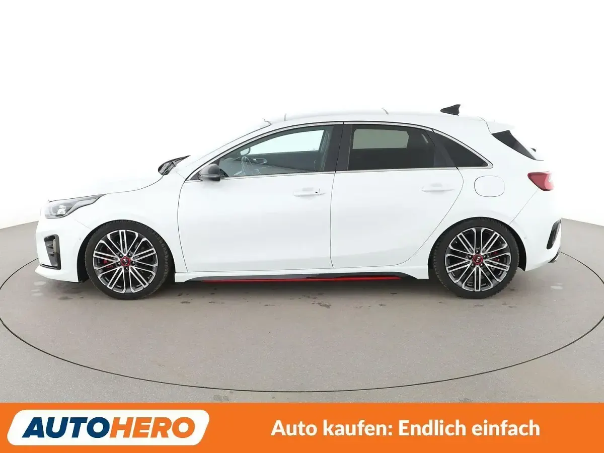 Gebraucht Kia Ceed GT GT 204 PS (150 kW) 2021 Weiß Limousine
