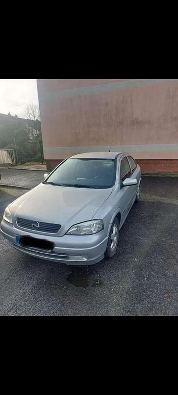 Gebraucht Opel Astra Sportive 75 PS (55 kW) 1998 Silber Coupé