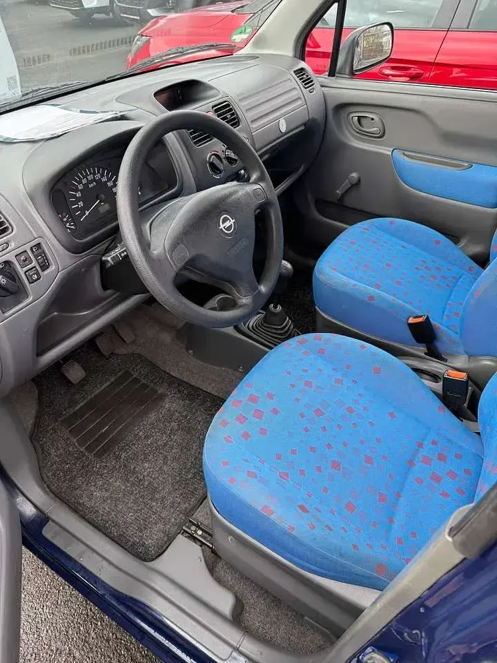 Gebraucht Opel Agila 58 PS (42 kW) 2002 Blau Van / Kleinbus