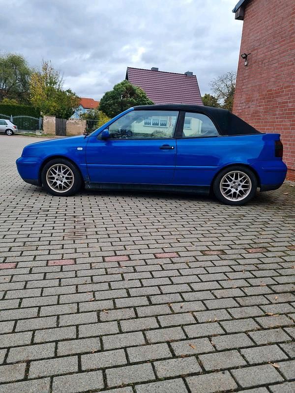 Gebraucht VW Golf Cabriolet 75 PS (55 kW) 1999 Blau Cabrio