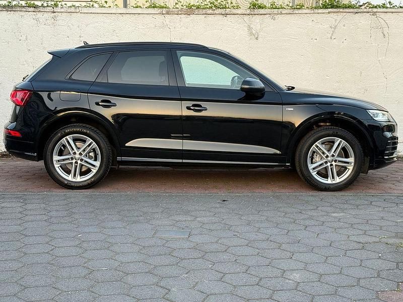 Gebraucht Audi Q5 S-Line 190 PS (139 kW) 2018 Schwarz SUV