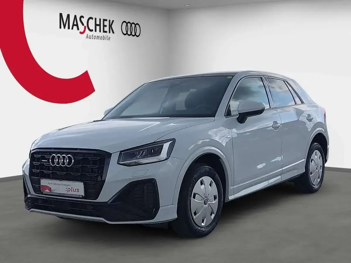 Gebraucht Audi Q2 S-Line 190 PS (139 kW) 2025 Gletscherweiss metallic SUV