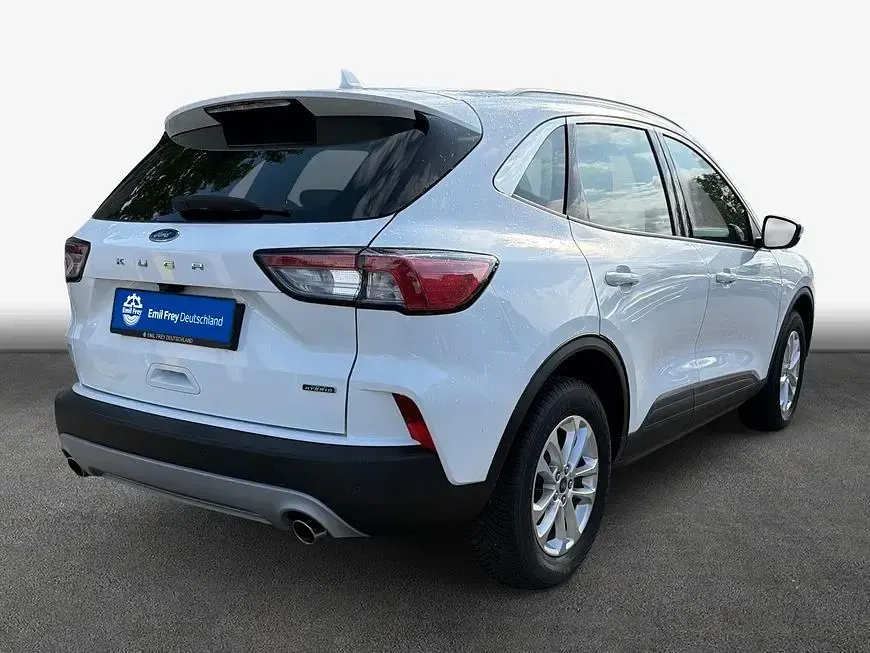 Gebraucht Ford Kuga Titanium 224 PS (164 kW) 2022 Weiß SUV