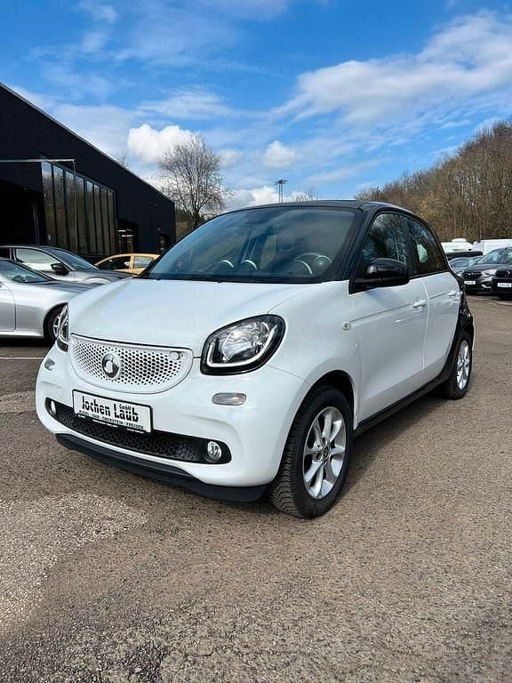Gebraucht Smart ForFour Passion 90 PS (66 kW) 2015 Schwarz Kleinwagen