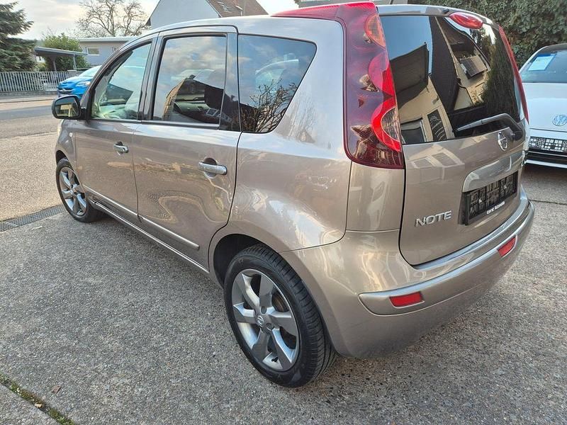 Gebraucht Nissan Note I-Way 110 PS (80 kW) 2011 Gold Kleinwagen