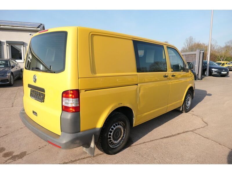 Gebraucht VW T5 84 PS (61 kW) 2012 Ginstergelb r1032 Van