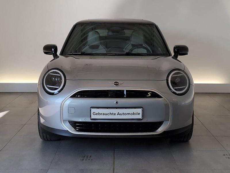 Gebraucht Mini Cooper SE 160 kW (218 PS) 2025 Melting silver iii Kleinwagen