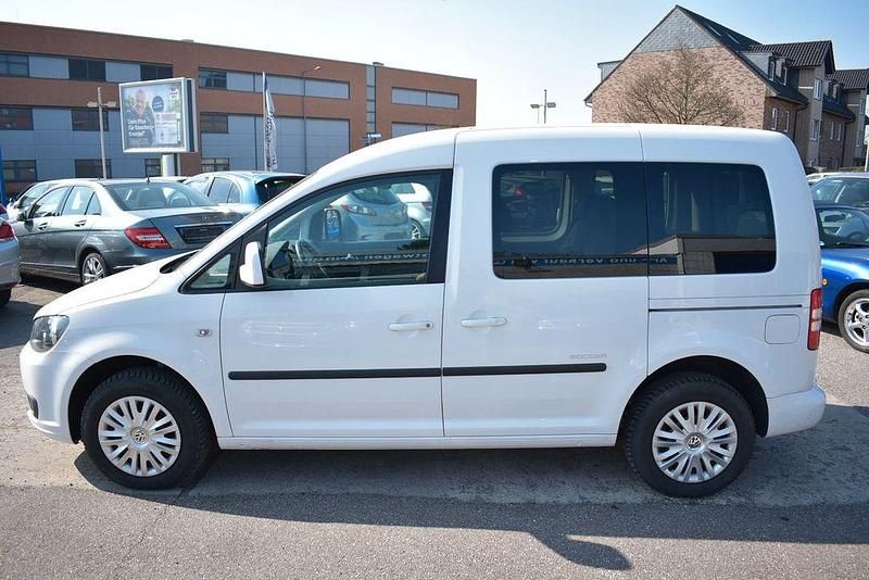 Gebraucht VW Caddy Trendline 102 PS (75 kW) 2014 Weiß Van / Kleinbus