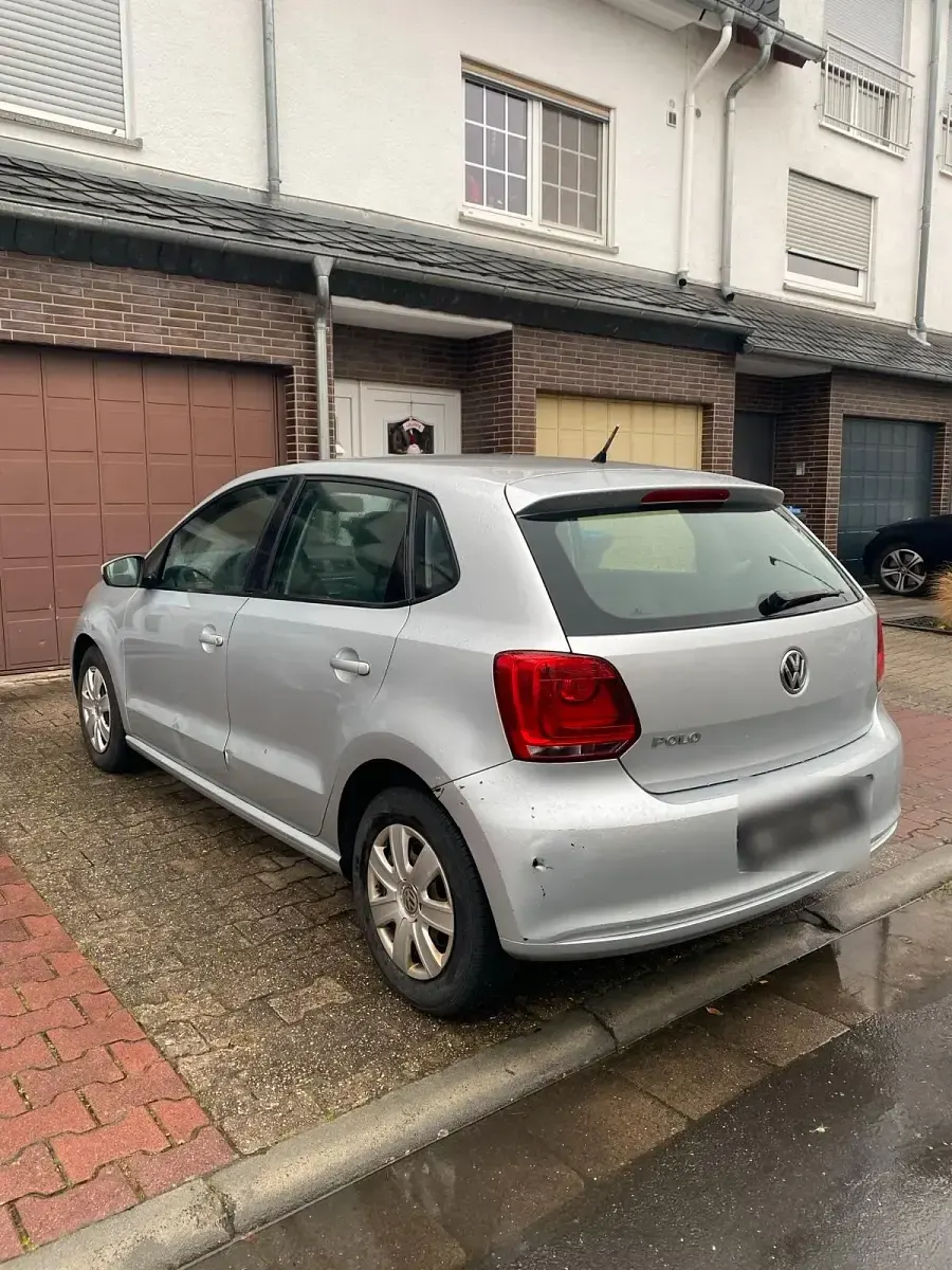Gebraucht VW Polo 60 PS (44 kW) 2010 Silber Kleinwagen