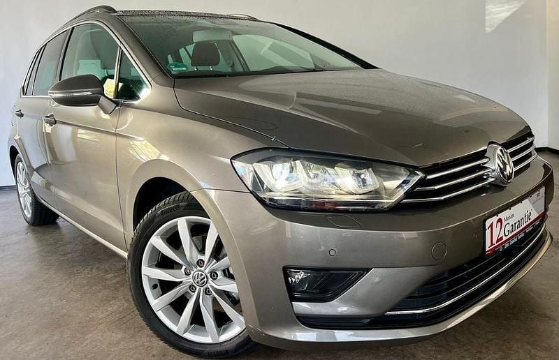 Grau Gebraucht 2015 VW Golf Sportsvan Highline Van / Kleinbus | 12.990 € (Guter Preis) - Bild 1/4