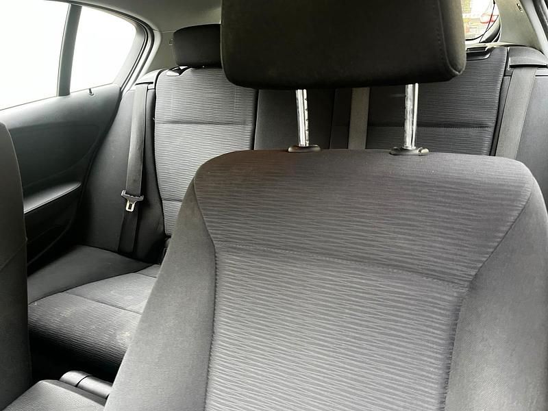 Gebraucht BMW 116 122 PS (89 kW) 2009 Schwarz Kleinwagen