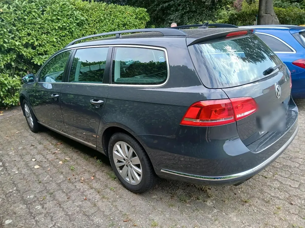 Gebraucht VW Passat Comfortline 140 PS (102 kW) 2014 Grau Kombi