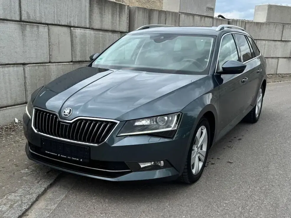 Gebraucht Skoda Superb Style 150 PS (110 kW) 2016 Kombi