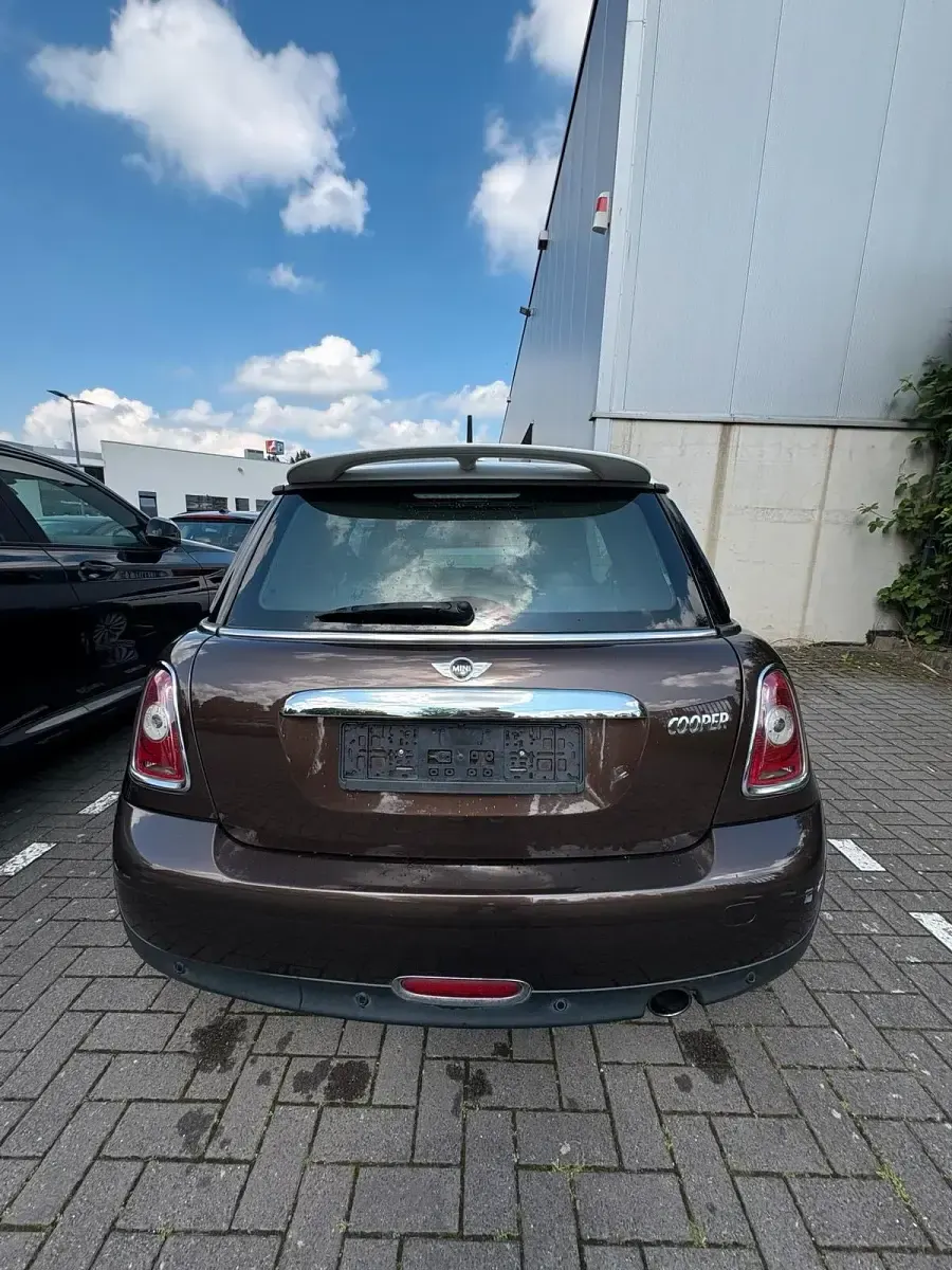 Używany Mini Cooper 122 KM (89 kW) 2010 Brązowy Hatchback