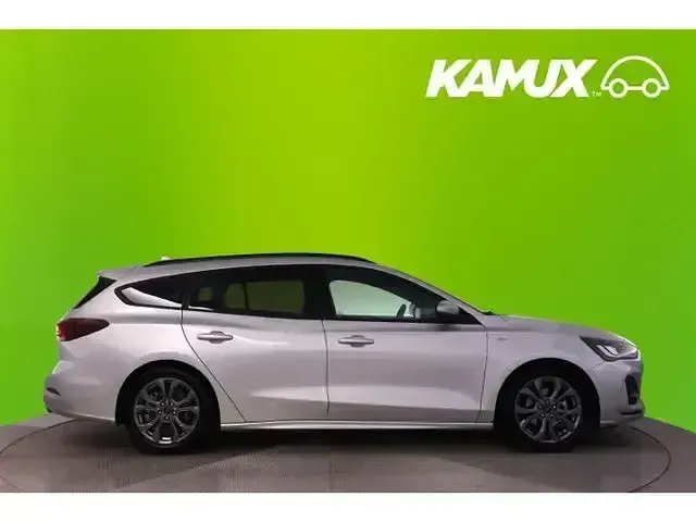 Usado Ford Focus ST-Line 116 CV (85 kW) 2025 Gris Berlina