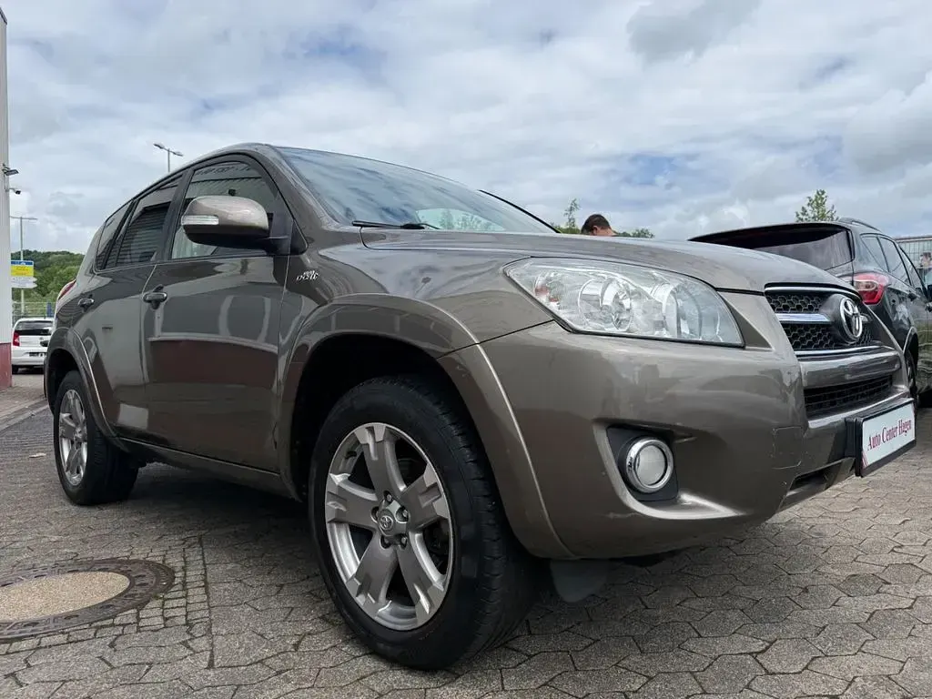 Gebraucht Toyota RAV4 Executive 150 PS (110 kW) 2009 Braun SUV