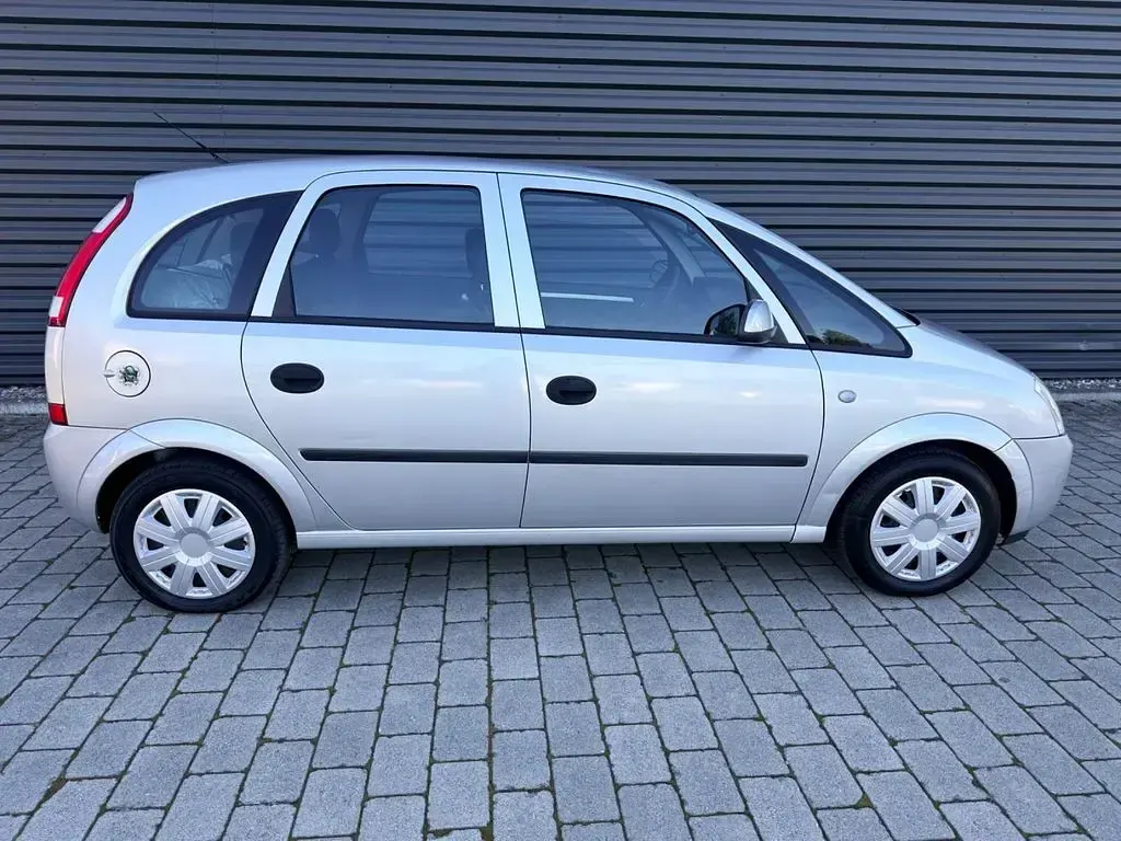 Gebraucht Opel Meriva Edition 101 PS (74 kW) 2004 Silber Van / Kleinbus