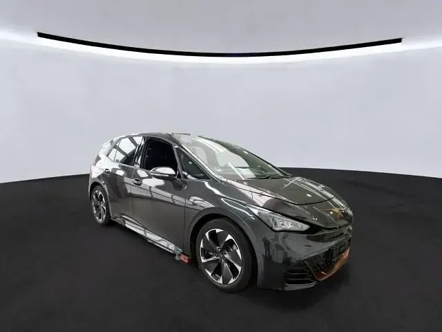 Gebraucht Cupra Born 150 kW (204 PS) 2022 Quasargrau Kleinwagen