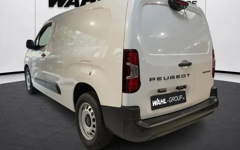 Neu Peugeot Partner 131 PS (96 kW) 2026 Weiß Van / Kleinbus