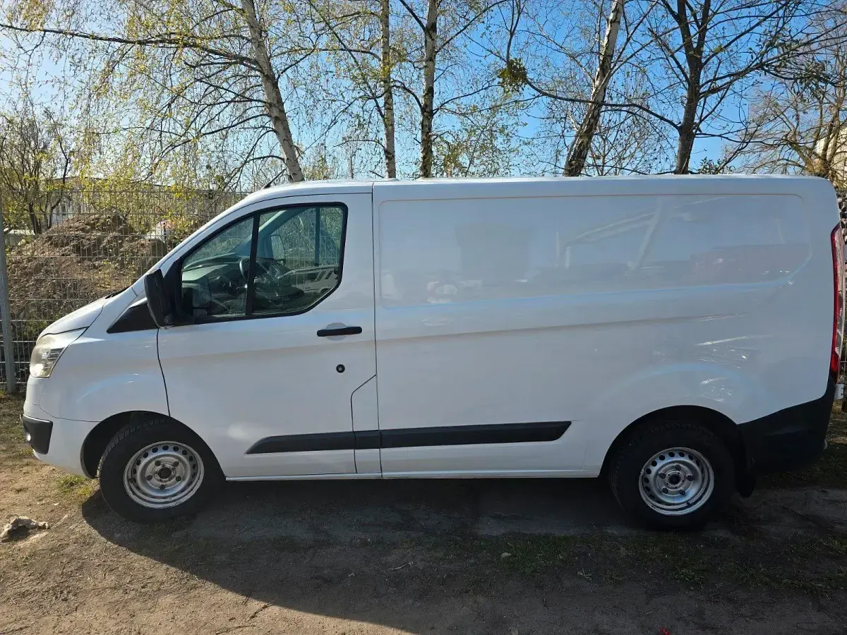 Używany Ford Transit Custom Trend 131 KM (96 kW) 2017 Biały Minivan