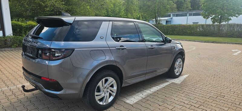 Grau Gebraucht 2022 Land Rover Discovery Sport SUV | 27.900 € - Bild 1/4