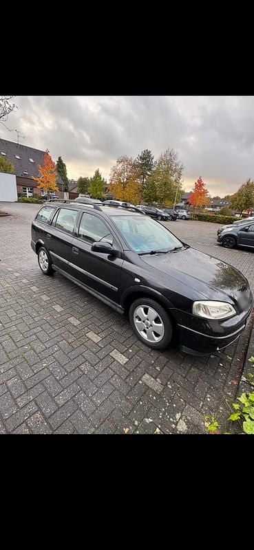 Gebraucht Opel Astra 75 PS (55 kW) 2001 Schwarz Kombi