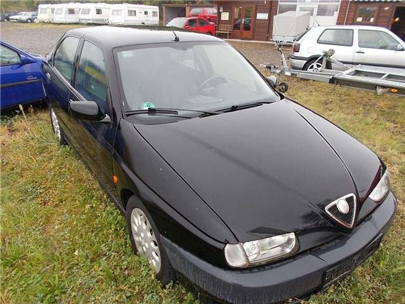 Gebraucht Alfa Romeo 146 140 PS (102 kW) 1997 Schwarz Kleinwagen