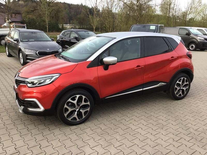 Rot Gebraucht 2019 Renault Captur Intens SUV | 14.490 € (Fairer Preis) - Bild 1/4