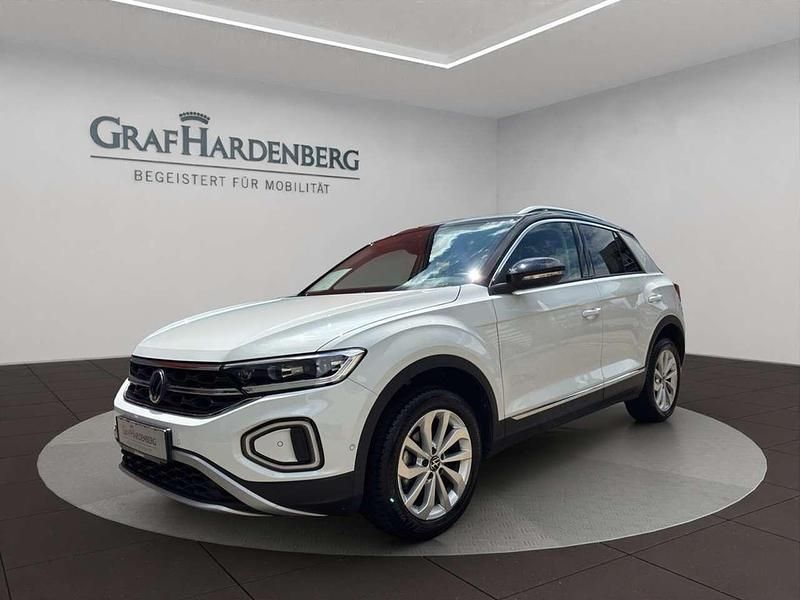 Weiß Gebraucht 2024 VW T-Roc Style SUV | 29.555 € (Fairer Preis) - Bild 1/4