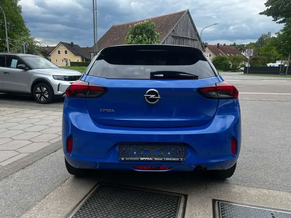 Gebraucht Opel Corsa Elegance 101 PS (74 kW) 2021 Perl blau/voltaik blau Kleinwagen