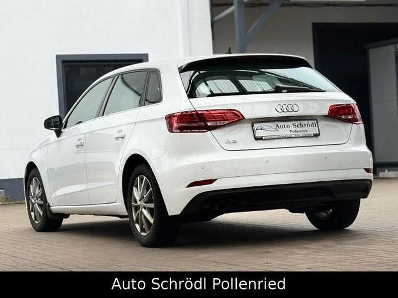 Gebraucht Audi A3 Ambiente 150 PS (110 kW) 2019 Weiß Limousine