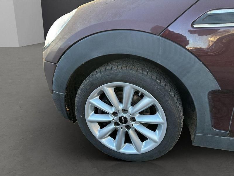 Gebraucht Mini Cooper Clubman 136 PS (100 kW) 2016 Rot / pure burgundy (metallic) Kombi