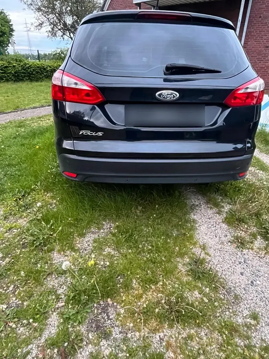 Usata Ford Focus 115 CV (84 kW) 2014 Nero Station wagon