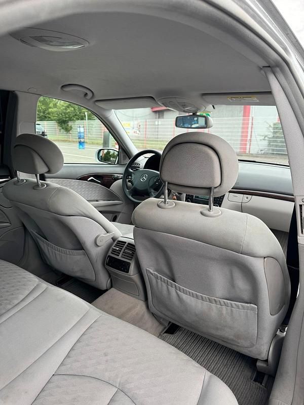 Gebraucht Mercedes E270 177 PS (130 kW) 2004 Silber Limousine