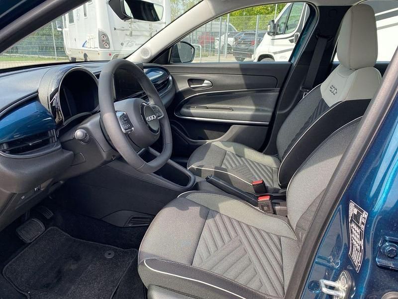 Gebraucht Fiat 600 Basis 101 PS (74 kW) 2024 Grün SUV