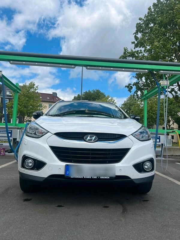Weiß Gebraucht 2014 Hyundai Tucson SUV | 13.950 € (Teuer) - Bild 1/4