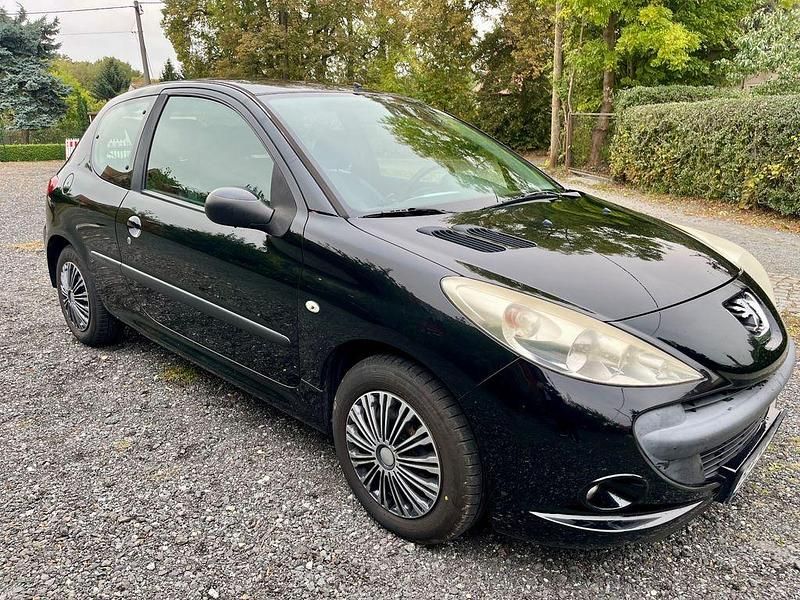 Schwarz Gebraucht 2009 Peugeot 206 Kleinwagen | 3.200 € (Fairer Preis) - Bild 1/4