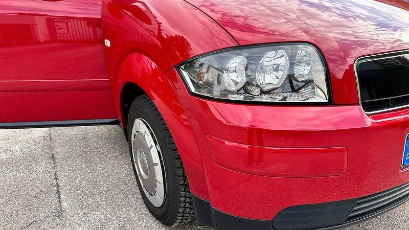 Usado Audi A2 61 HP (44 kW) 2002 Vermelho Citadino