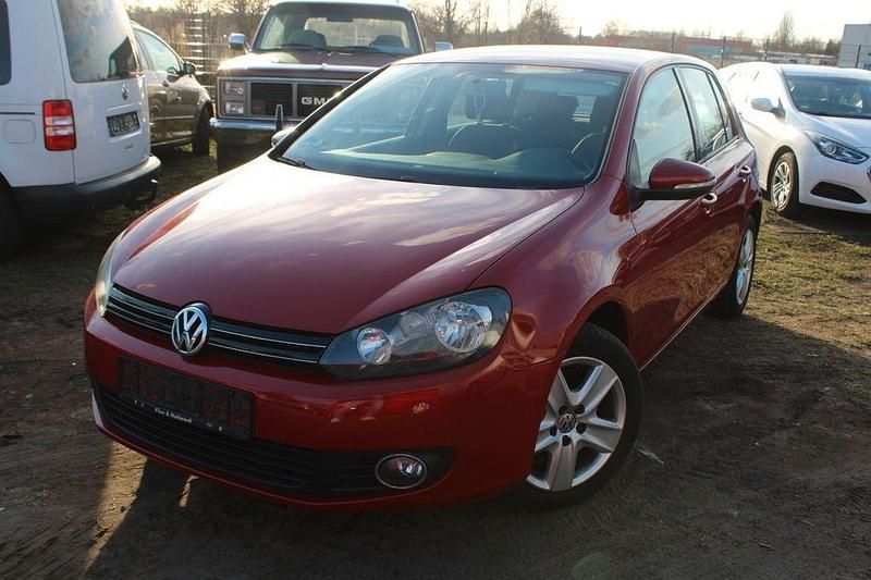 Gebraucht VW Golf VI Comfortline 122 PS (89 kW) 2009 Rot Kleinwagen