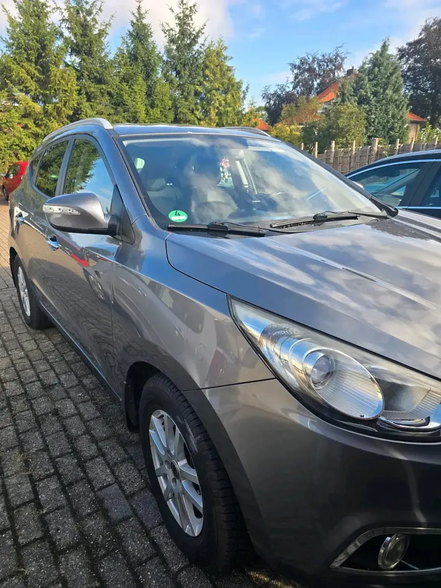 Gebraucht Hyundai ix35 185 PS (136 kW) 2013 Grau SUV