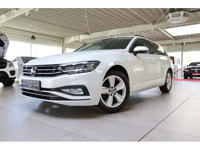 Gebraucht VW Passat Business 200 PS (147 kW) 2022 Weiß Kombi