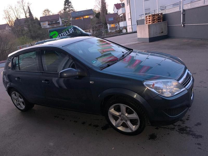 Gebraucht Opel Astra 116 PS (85 kW) 2007 Grau Kleinwagen