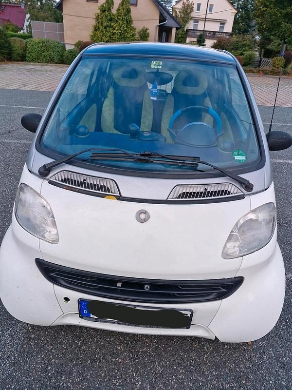 Weiß Gebraucht 2000 Smart ForTwo Coupé Kleinwagen | 1.399 € (Fairer Preis) - Bild 1/4