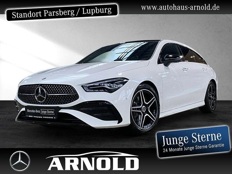 Weiß Gebraucht 2024 Mercedes CLA250 AMG line Limousine | 39.770 € (Fairer Preis) - Bild 1/4