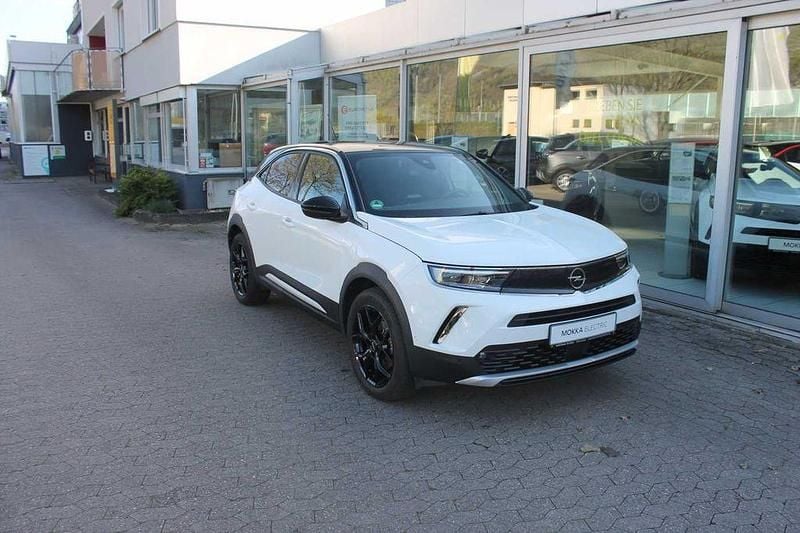 Gebraucht Opel Mokka-e Ultimate 100 kW (136 PS) 2022 Weiß SUV