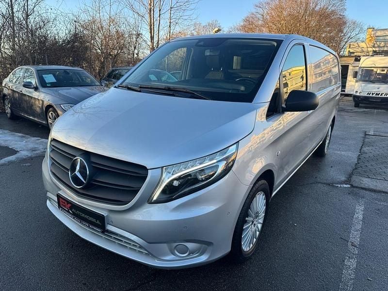 Silber Gebraucht 2020 Mercedes Vito Van | 19.990 € (Superpreis) - Bild 1/4